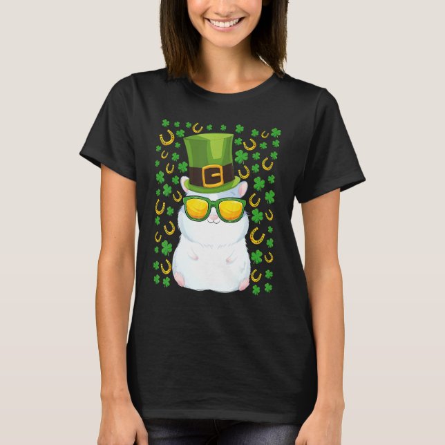 Cute guinea gris st patricks day, schaktguin t shirt (Framsida)