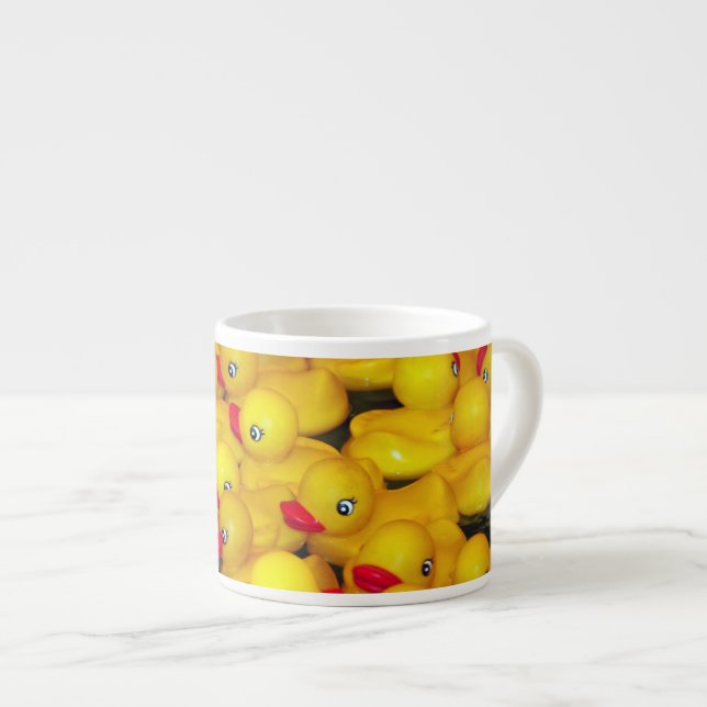 Cute gult gummiankor mönster espressomugg (Framsida höger)