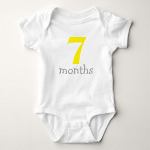 Cute Gult månadsvis Baby T Shirt