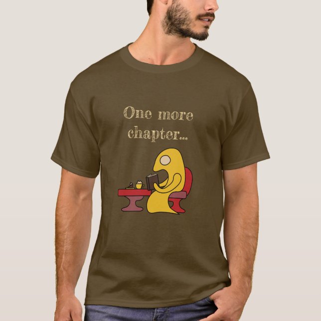 Cute gult monster som läser i ett café t shirt (Framsida)