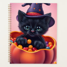 Cute Halloween Black Kitten i Pumpkin