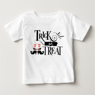 Cute Halloween Bus eller godis Witch Feet Kids T Shirt
