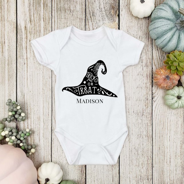 Cute Halloween Bus eller godis Witch Hat T Shirt (Skapare uppladdad)