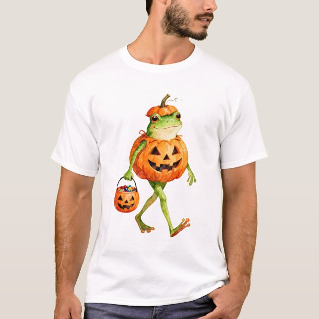 Cute Halloween Frog in Pumpkin Costume T Shirt (Framsida)