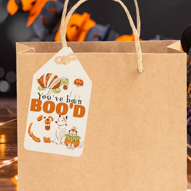 Cute Halloween Games Boo-matchkort Presentetikett (Bring the Halloween spirit to the neighborhood with this "You've been Boo'd" gift tag.)