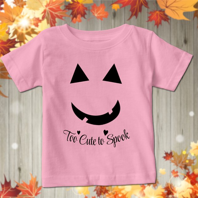 Cute Halloween Pumpkin Smile Baby T-Shirt (Skapare uppladdad)