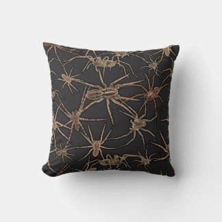 Cute Halloween Spiders on Midnight Black Kudde