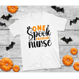 Cute Halloween-spooktaculär sjuksköterska spindeln T Shirt