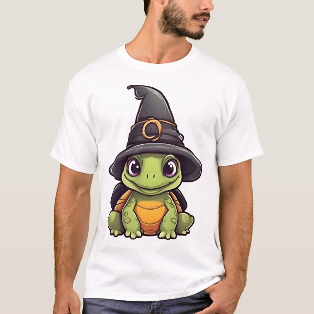 Cute Halloween turtle with a witch hat. Copy T Shirt (Framsida)