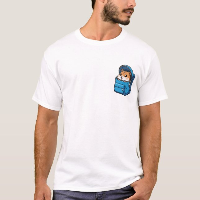 Cute Hamster Peeking Out of Blue Backpack Cartoon T Shirt (Framsida)