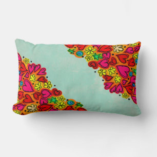 Cute Hand plockade Doodle Hearts and Flowers Lumbarkudde