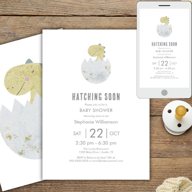 Cute Hatching Soon Dinosaur in Egg Baby Shower Inbjudningar (Skapare uppladdad)