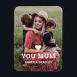 Cute HEART KÄRLEK DU MORSA Mors dag Photo Magnet<br><div class="desc">Cute Heart Kärlek You Morsa Mors dag Photo Magnets ger ditt favoritfoto med texten "(kärlek hjärta) du Morsa" i det moderna vita skript med namn nedan. Anpassa till ditt eget meddelande och lägg till ytterligare ett foto. Redigera texten till kostym vid olika tillfällen, t.ex. jul, födelsedag och Mors dag. Designad...</div>