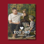 Cute HEART KÄRLEK DU PAPPA Photo Namn Pussel<br><div class="desc">Cute HEART KÄRLEK DIG PAPPA Photo Namn Jigszawa Puzzle visar ditt favoritfoto med texten "(kärlek hjärta) du Pappa" i det moderna vita skript med namn nedan. Anpassa genom att redigera texten i den angivna textrutan och lägga till ditt eget bild. Perfekt till jul-, födelsedag- och Fars dag-gåvor. Designad av ©2024...</div>