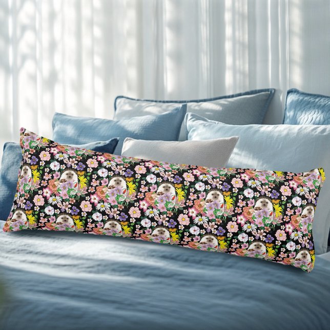 Cute Hedgehog Flowers Kroppskudde (Skapare uppladdad)