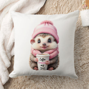 Cute Hedgehog Rosa Hat Scarf Coffee Warms my Soul Kudde