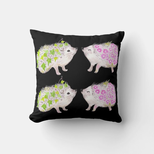 Cute Hedgehogs Throw Pillow Kudde (Framsida)