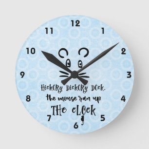 Cute Hickory Dickory Dock Mouse Square eller Rund Klocka