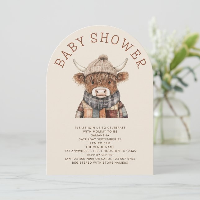Cute Highland Cow Cream Baby Shower Arch Inbjudningar (Stående Fram)