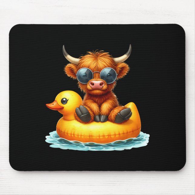 Cute Highland Cow Duck Ol Float Summer Vibes Swimm Musmatta (Framsidan)