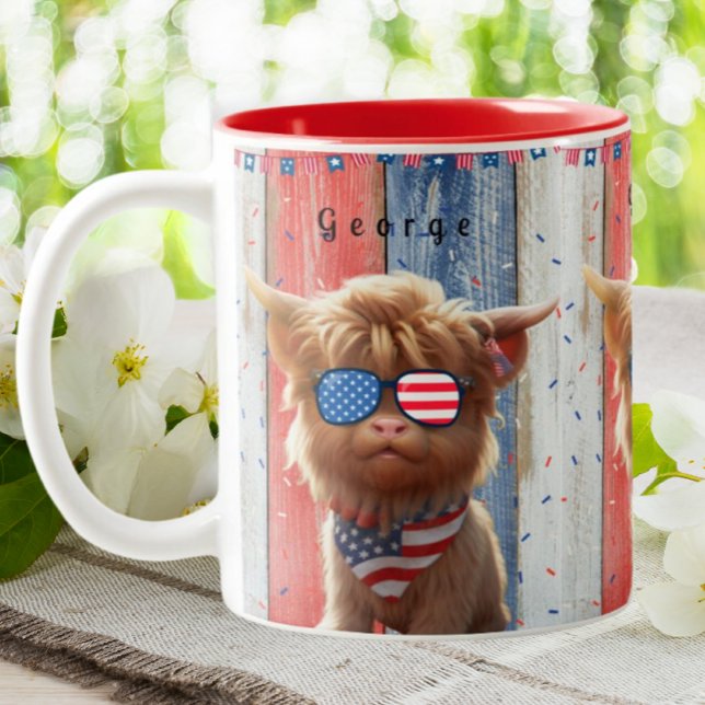 Cute Highland Cow Patriotic USA flagga Sunglass Två-Tonad Mugg (Skapare uppladdad)