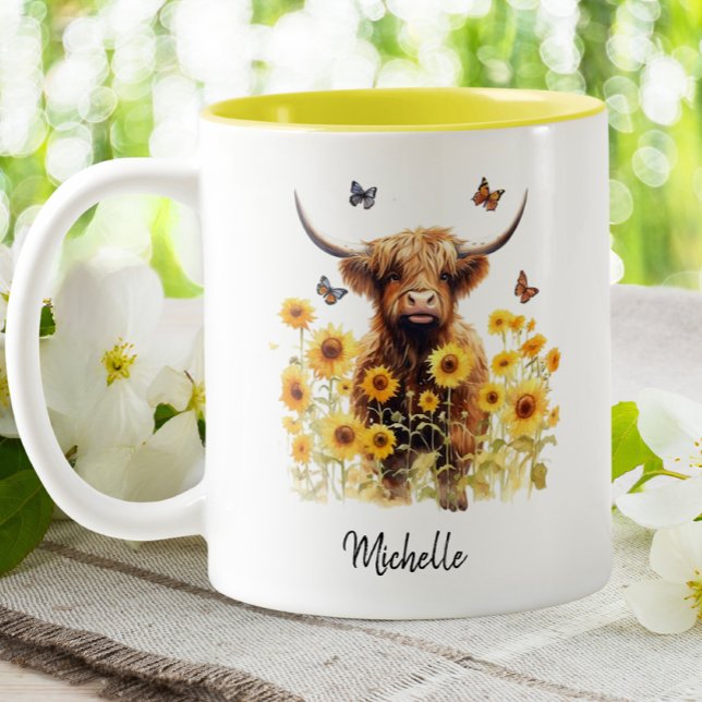 Cute Highland Cow Sunblommor Blommigt Butterflies Två-Tonad Mugg (Skapare uppladdad)