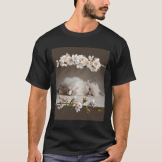 Cute Himalayan Kitten med blommor från Älskare Des T Shirt