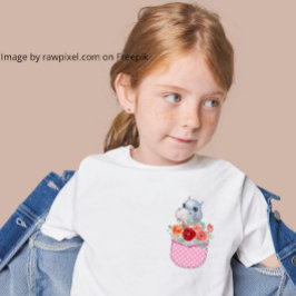 Cute Hippo i en tryckt Rosa-dockad Pocket T Shirt