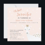 Cute Hjort | Kids Winter Birthday Inbjudningar<br><div class="desc">NewParkLane - Kids Winter Birthday-inbjudan, med söt hjort och en snöig, blek rosa bakgrund. Om du vill skapa en personlig lägger du till ditt namn och din personliga information i textmallarna som är enkla att använda. Du kan ändra all stilar, färg och alla storlekar efter behov. Checka ut den här...</div>