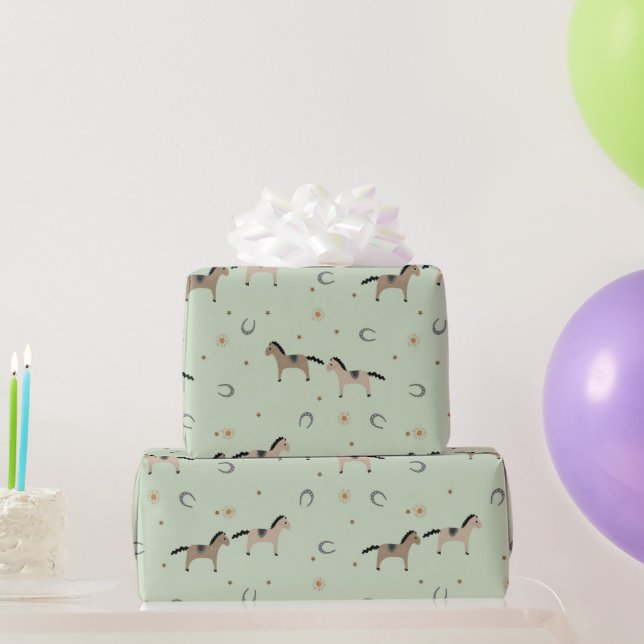 Cute Horses & Horseshoes Kids Birthday Sage Green Presentpapper (Festgåvor)