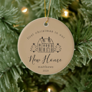 Cute House och Julgranar New Home Namn Sand Julgransprydnad Keramik
