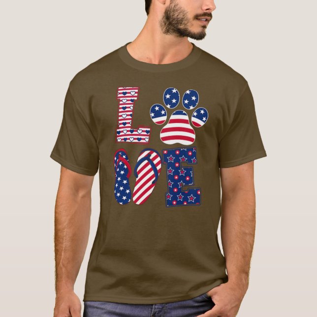 Cute Hund med Flinflip flops amerikanska Flagga T Shirt (Framsida)
