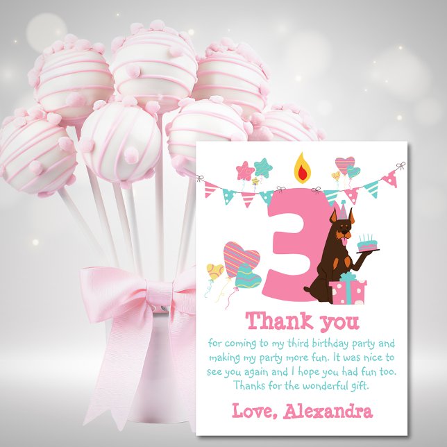 Cute hund med kaka intill nummer tre tack kort (Skapare uppladdad)