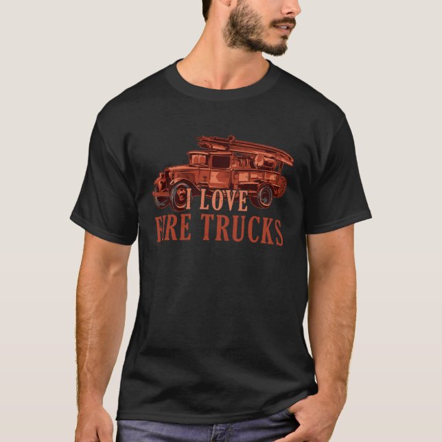 Cute I Love Fire Trucks Future Firefighter Fireman T Shirt (Framsida)