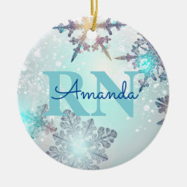 Cute Ice Blue Snowflake Personlig Namn RN Nurse Julgransprydnad Keramik
