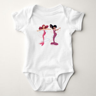 Cute illustration av sjöjungfruarnas dag på strand t-shirt