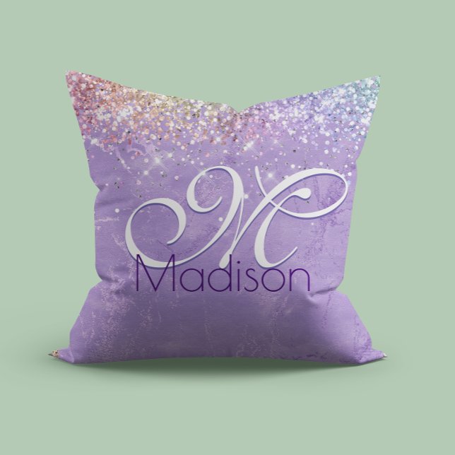 Cute irifallen lilac lila faux glitter monogram kudde (Skapare uppladdad)