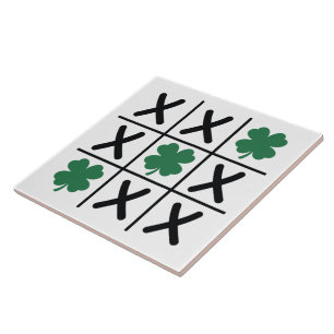 Cute Irish Shamrock Tic Tac Toe Kakelplatta
