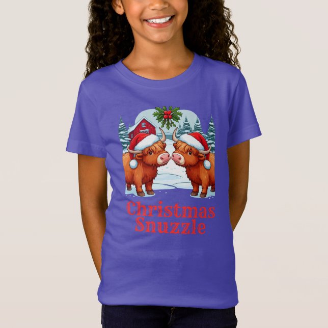 Cute Jul Highland cows Snuzzle T Shirt (Framsida)