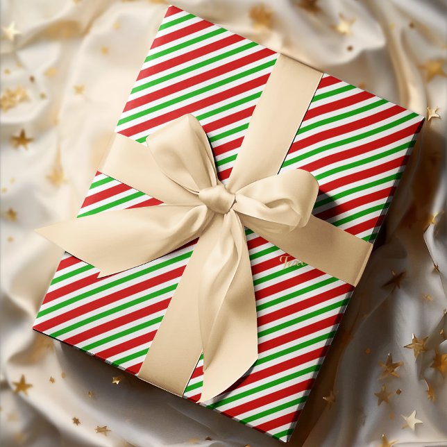 Cute Jul Red Grönt White Rand Guld Text Presentpapper (Cute Christmas Red Green White Stripes Gold Text Wrapping Paper)