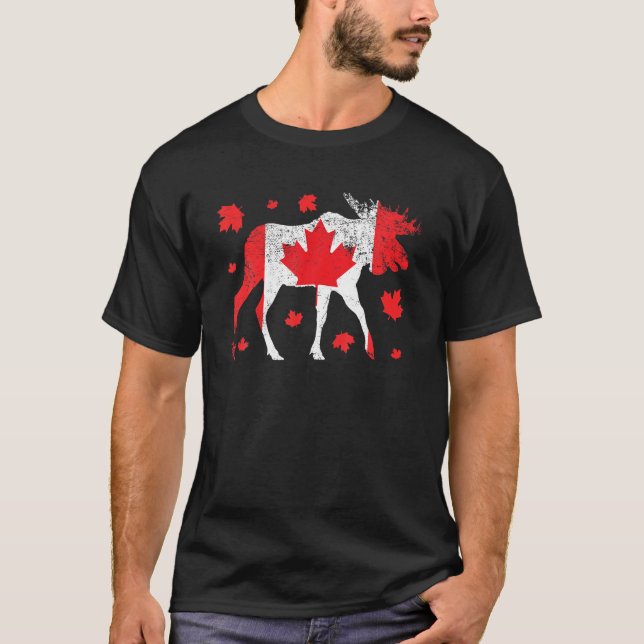 Cute Kärlek moose i Maple Löv Kanadas Lycklig T Shirt (Framsida)