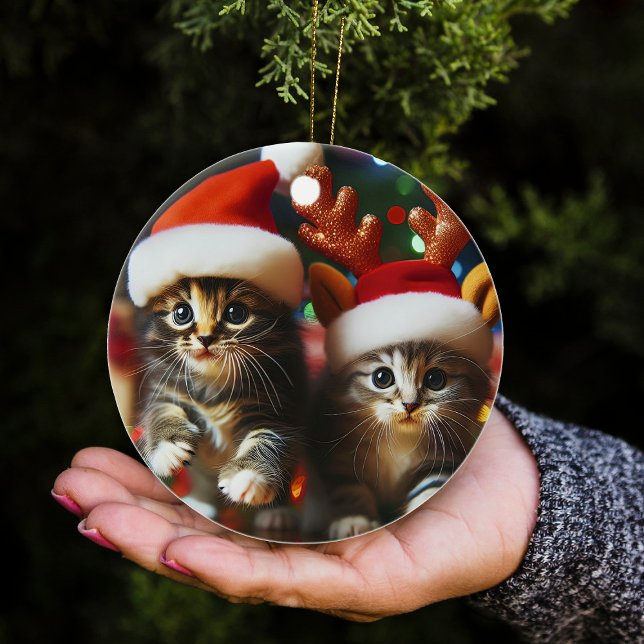 Cute kattungar med Jultomten och renhattar Julgransprydnad Keramik (Skapare uppladdad)