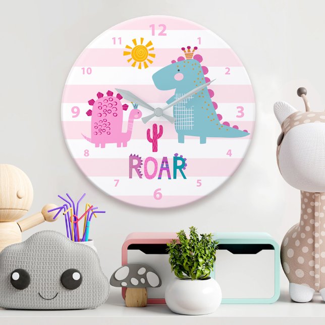 Cute Kawaii Dinosaur Girl Rosa Nursery Roligt Roar Stor Klocka (Skapare uppladdad)