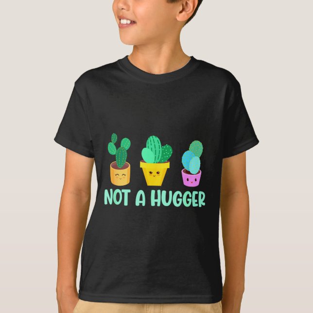Cute Kawaii Do Not Hug I'm Not A Hugger Cactus  T Shirt (Framsida)