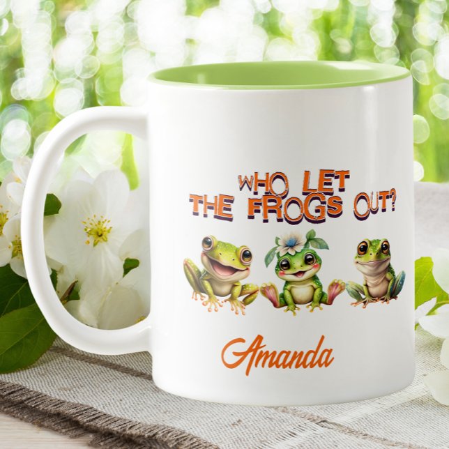 Cute Kawaii Frog som släppte ut grodorna Två-Tonad Mugg (Skapare uppladdad)
