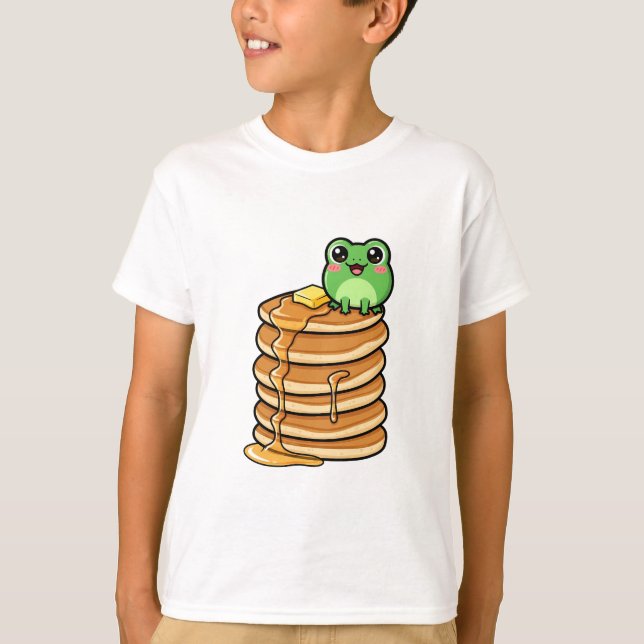 Cute Kawaii Green Frog Sitting on Giant Stack T Shirt (Framsida)