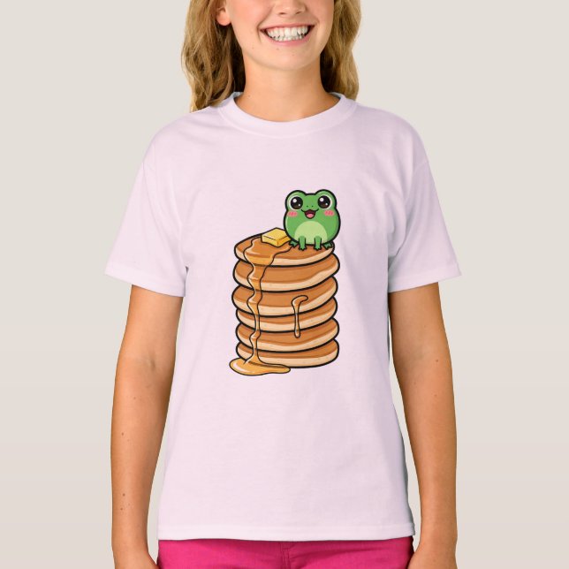 Cute Kawaii Green Frog Sitting on Giant Stack T Shirt (Framsida)
