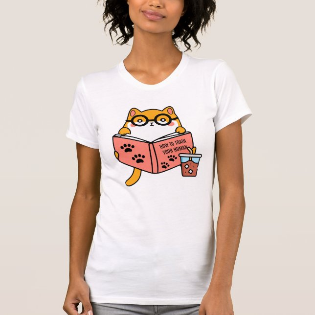 Cute Kawaii-katt som läser bok T Shirt (Framsida)