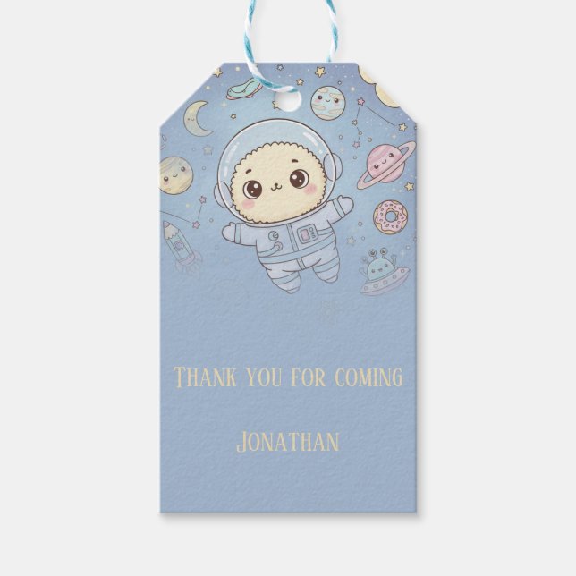 Cute Kawaii Space - Astronaut and Smiling Moon Presentetikett (Framsidan)