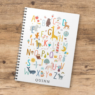 Cute Kids ABC Alphabet Illustration w/ Namn Anteckningsbok